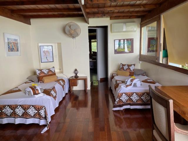 Villa O Vai Teahupoo Buitenkant foto